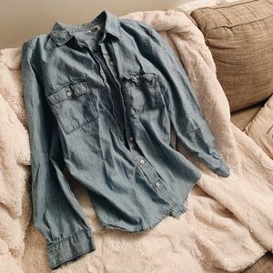 OLD NAVY light denim button down